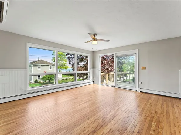 28 Baron Rd, Barrington, RI 02806