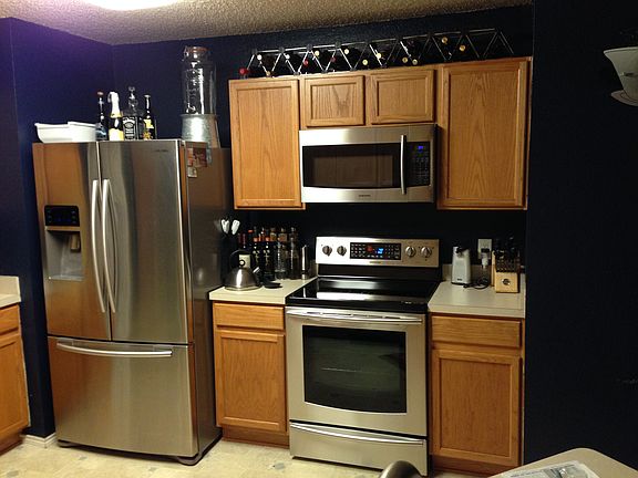 2nd image of 415 Ashland Dr