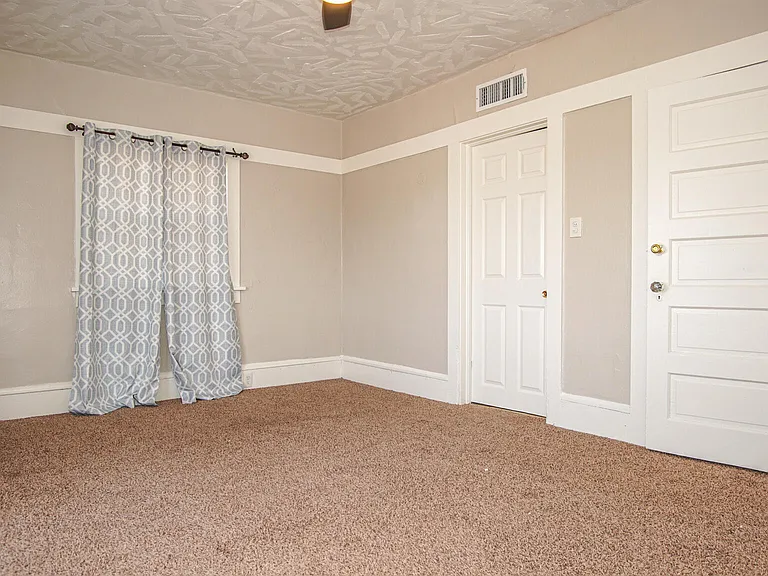 7600 Franklin Dr #EL — Photo 30