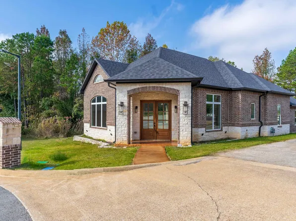 3109 Lismore Ln, Longview, TX 75605