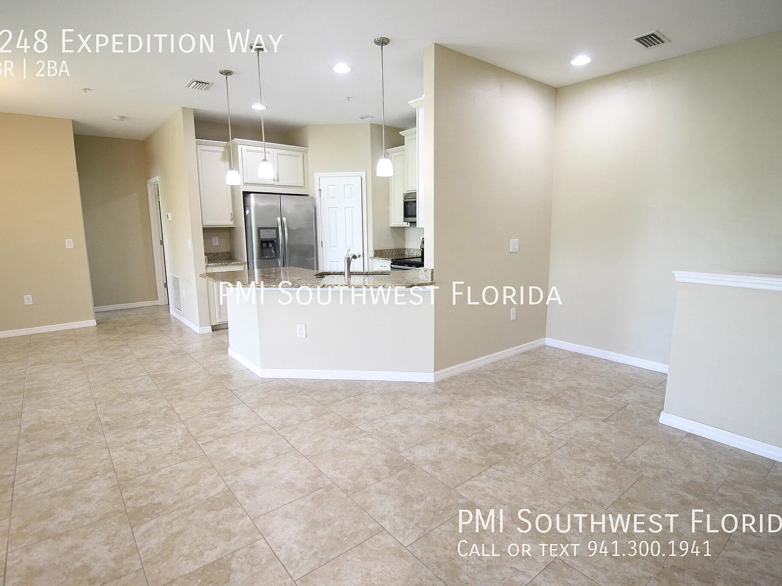Lovely 3 Bedroom, 2 Bath Condo in Gated Community — Photo 3