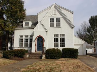 2517 Meadow Rd, Seneca Gardens, KY 40205