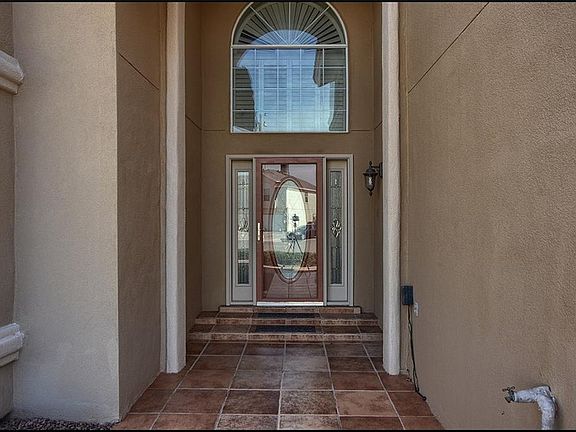 2nd image of 2058 Sun Port Way