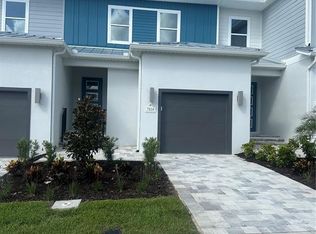 7834 Spectrum Dr, Kissimmee, FL 34747