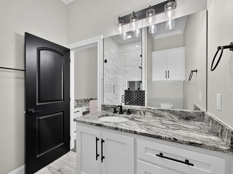 8619 La Jolla Dr — Photo 27