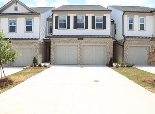 5785 Thornton Dr, Cumming, GA