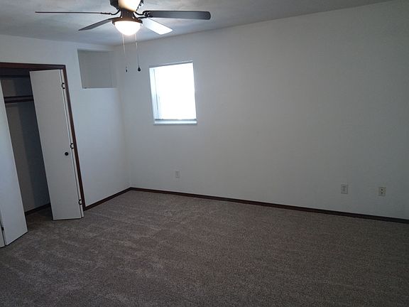 5th image of 526 Shawn Dr #B