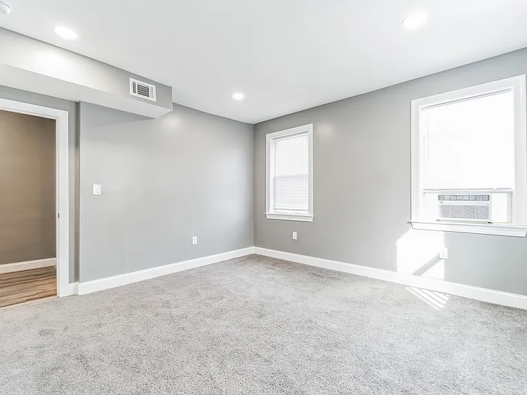 4806 Liberty Heights Ave — Photo 48