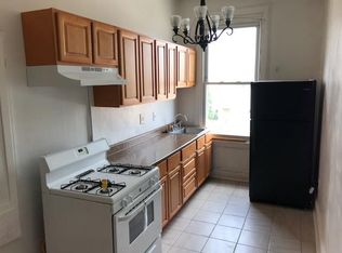 1001 N 6th St APT 3F, Philadelphia, PA 19123