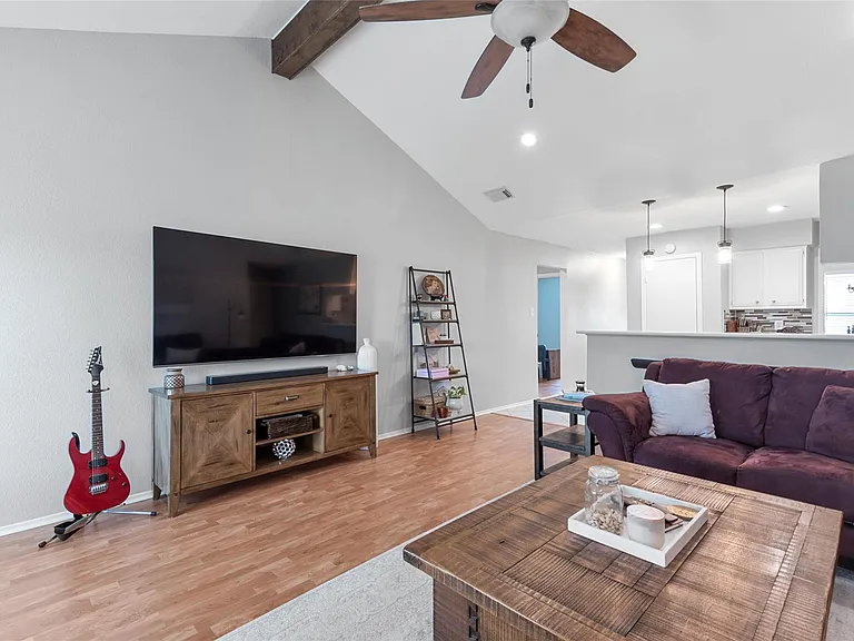 105 Sweetgum St — Photo 8