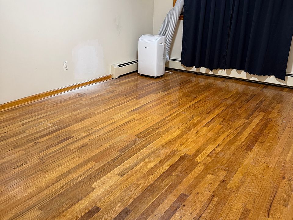 1st image of 13535 Coolidge Ave #2F
