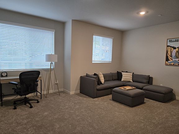 Media Room/Office (Upstairs)