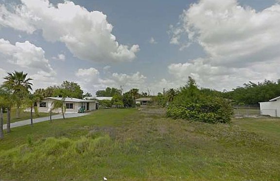 2nd image of 196 Cypress Ave