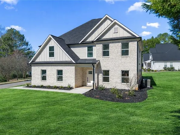 105 Windsong Dr, Stockbridge, GA 30281