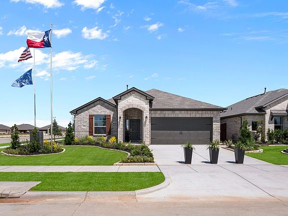 3rd image of 1808 Apache Cir