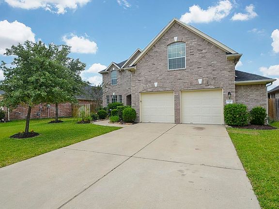 2nd image of 2610 Firecrest Dr