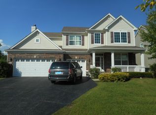 332 Jackson Ct, Gilberts, IL 60136