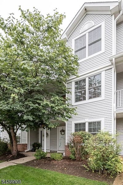 1st image of 203 Hudson Ct