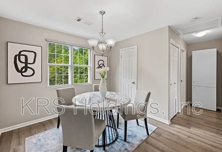 2050 N Calvert St #410 — Photo 9