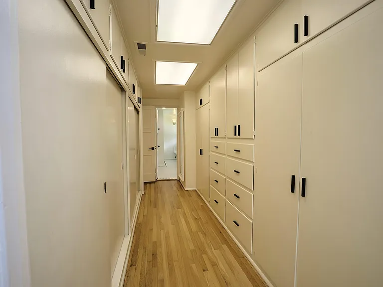 450 Santa Rosa Ln — Photo 24