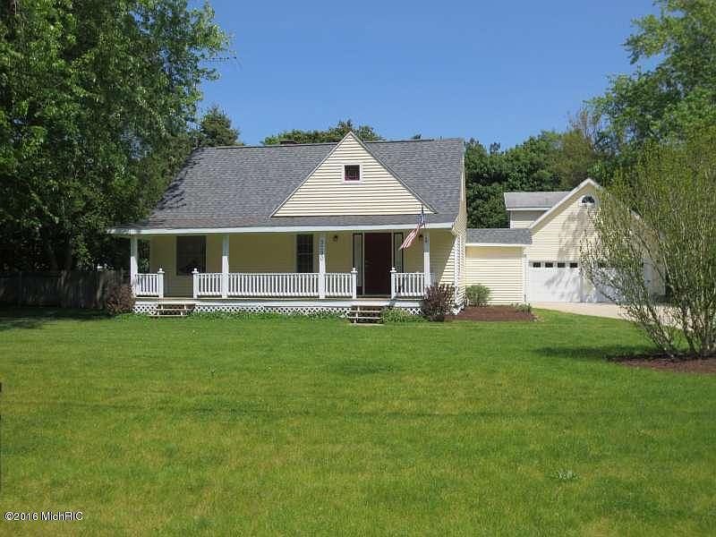 1st image of 3290 De Feyter St