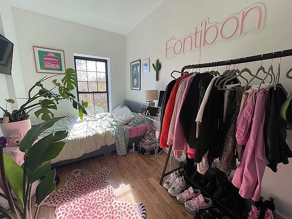 3rd image of 1265 Herkimer St #2B