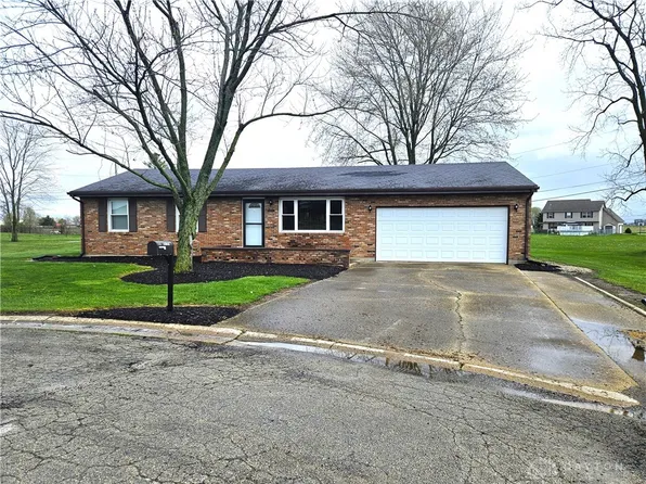 717 Lynwood Ct, Union City, OH 45390