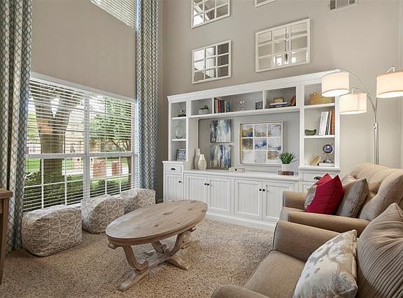 3rd image of 4405 Stromboli Dr