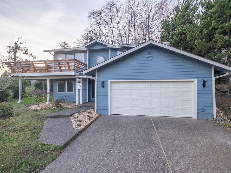 1st image of 1179 NE Lakewood