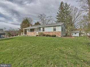 318 Beaver Rd, Harrisburg, PA 17112