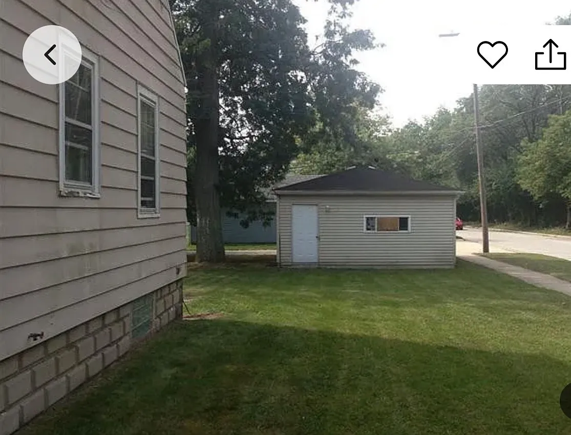 3 bed, 1932 sqft, $1,895 — Photo 3