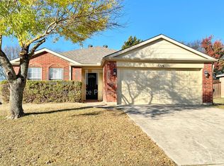 1715 Citadel Dr, Red Oak, TX 75154