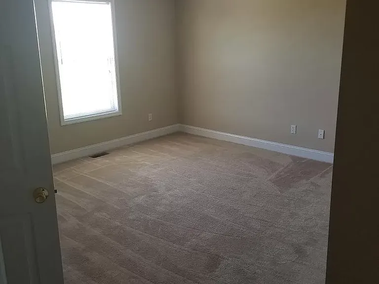 630 Hampton Way — Photo 12