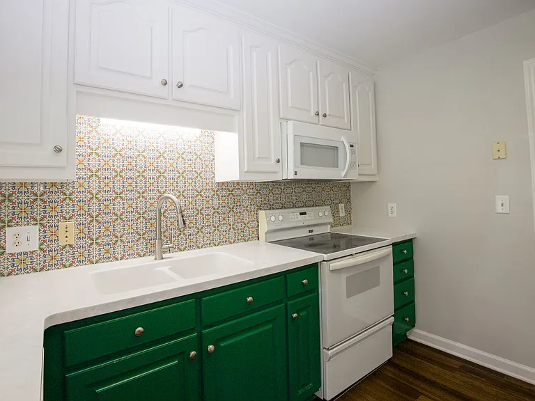 184 Olde Farm Rd — Photo 16