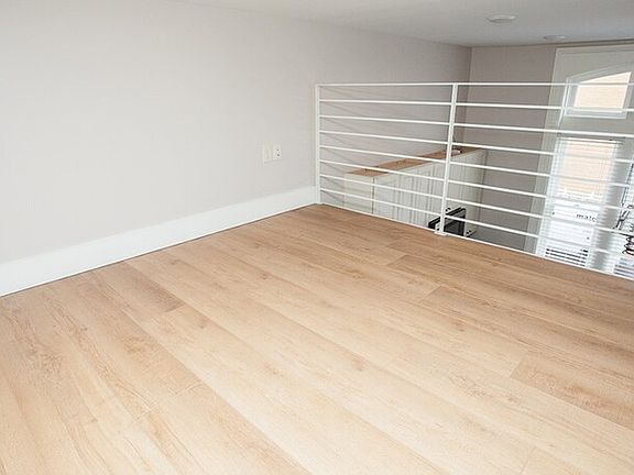 5th image of 122 S Main St Suite 204