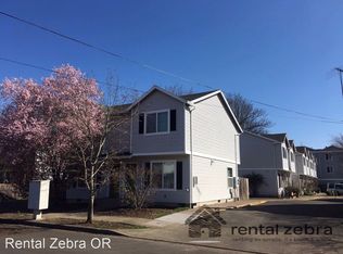 6702 SE 80th Ave APT 4, Portland, OR 97206