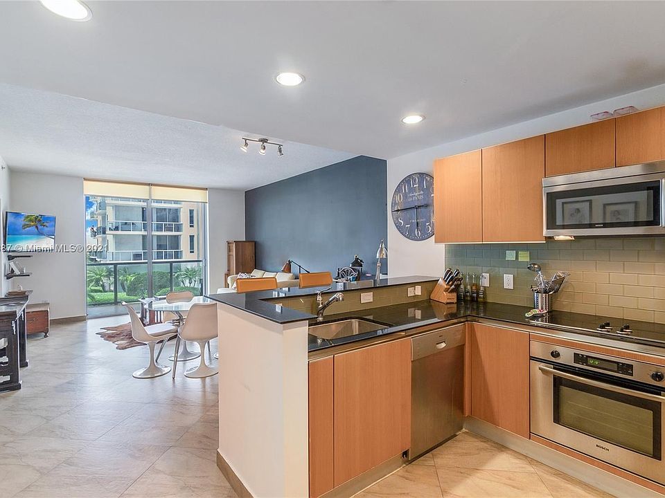 1st image of 1060 Brickell Ave APT 1415
