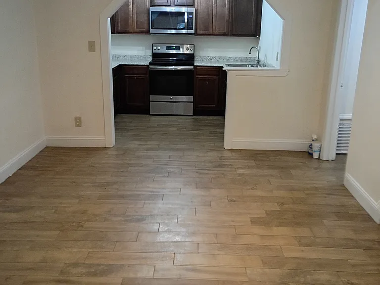 34 Kennington Dr — Photo 8