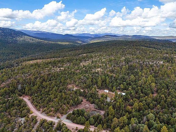 3rd image of 285 La Cueva Rd
