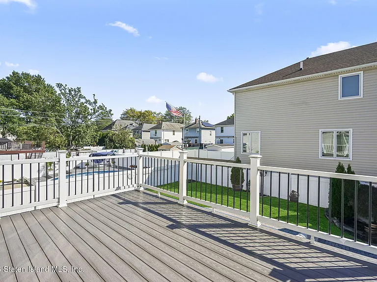 40 Devens St #1&2 — Photo 39