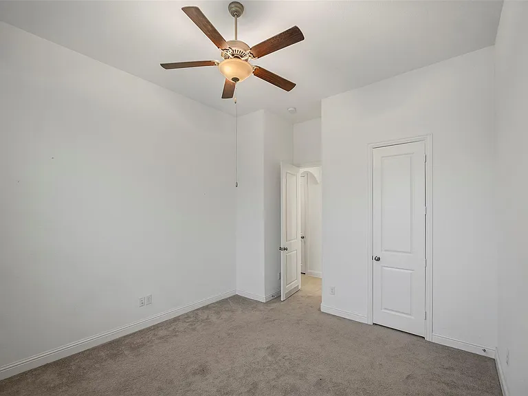 23540 Red Juniper Ln — Photo 17