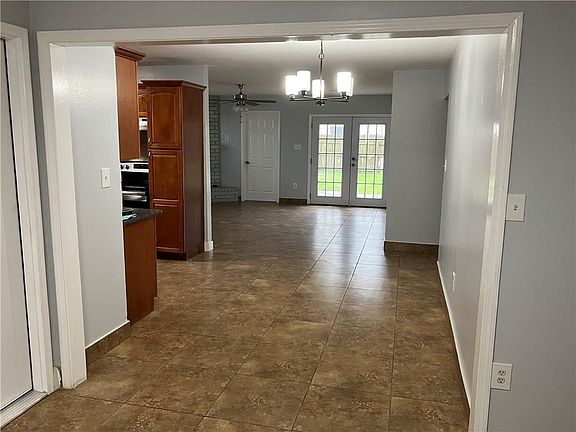 3rd image of 8333 Creole Dr