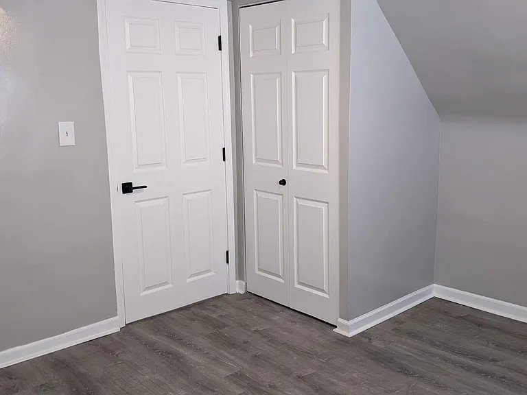 2507 N Lotus Ave — Photo 10
