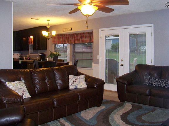 2nd image of 710 W Clara Ave
