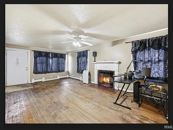 2nd image of 115 W Perrin St