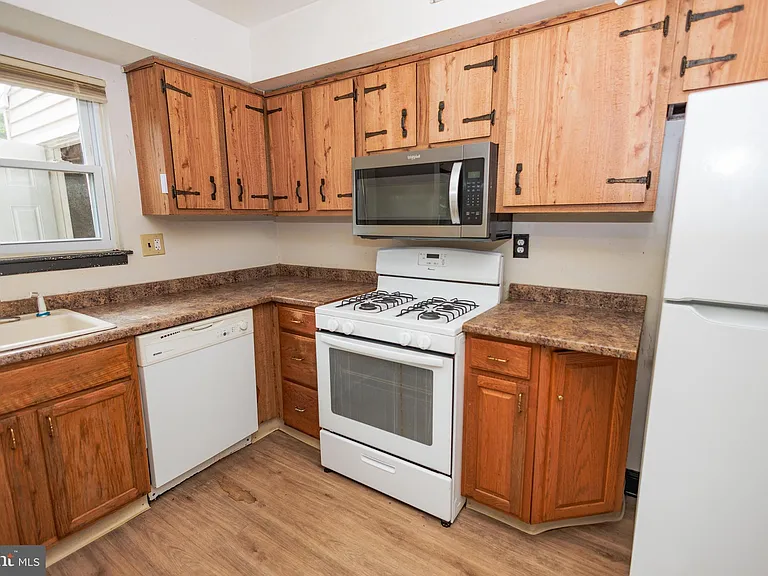 32 Beau Rivage Dr — Photo 10