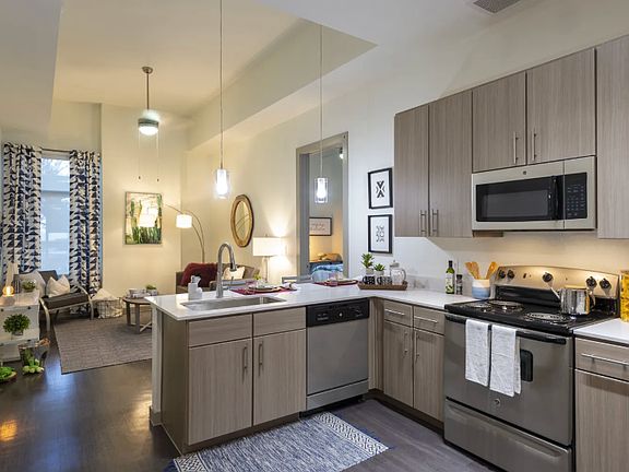 3rd image of 600 University Dr E #15