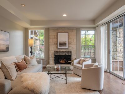 9904 Club Pl, Carmel, CA, 93923