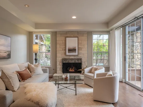 9904 Club Pl, Carmel, CA 93923