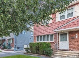 14411 253rd St, Rosedale, NY 11422
